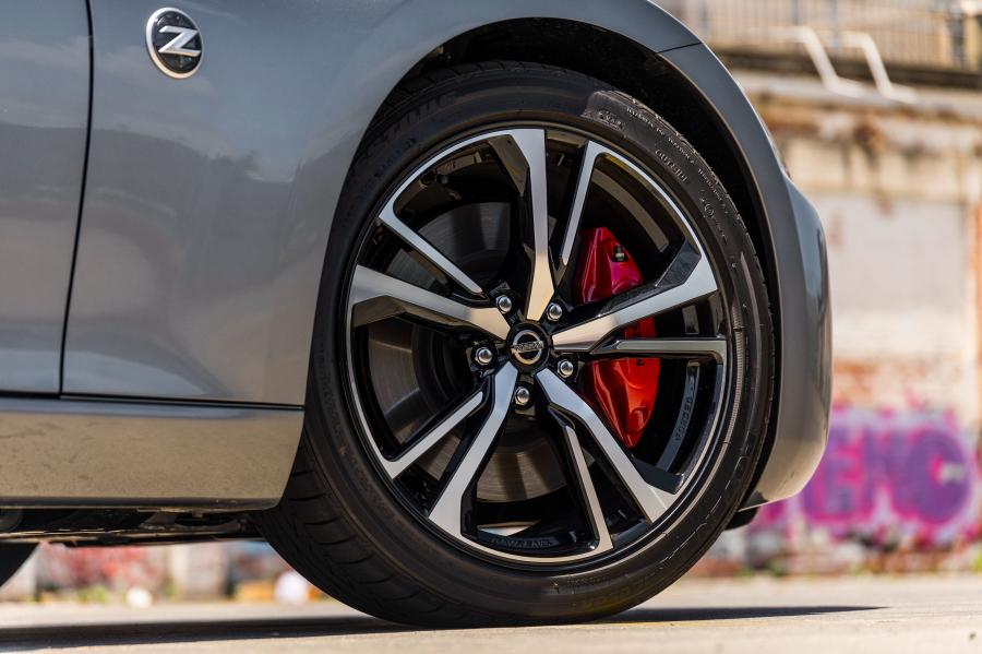 Колеса Nissan 370Z (Z34) 2012 года  (AU) (фото 24 из 32)